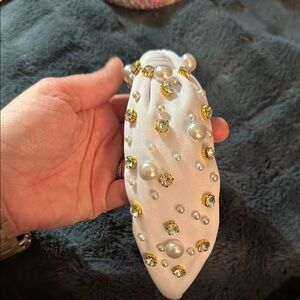 Elegant White Pearl and Gemstone Headband